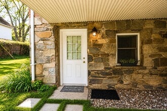 30 Dimiceli St in New Windsor, NY - Building Photo - Building Photo