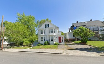 50-52 Ham Street in Dover, NH - Building Photo