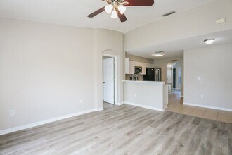 6226 Chapel Pines Blvd in Wesley Chapel, FL - Building Photo - Building Photo
