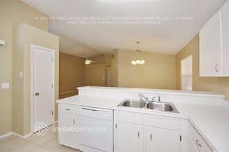 447 Emerald Cove Loop in Lakeland, FL - Building Photo - Building Photo