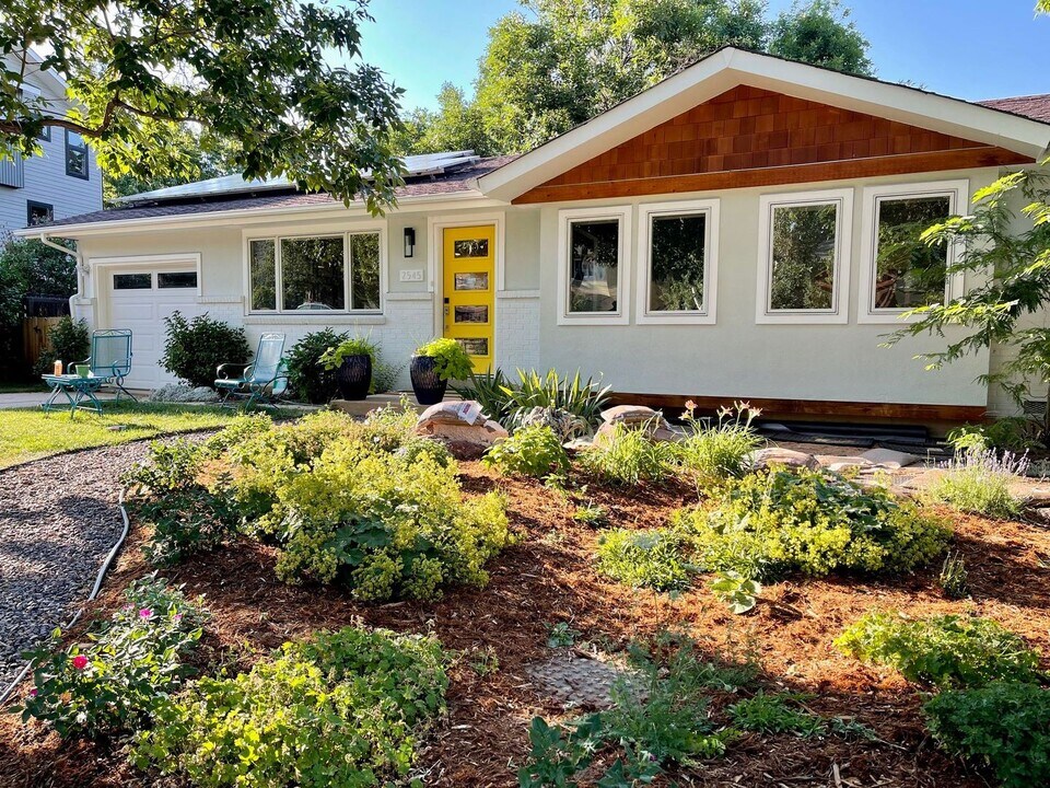 2545 Woodstock Pl in Boulder, CO - Building Photo