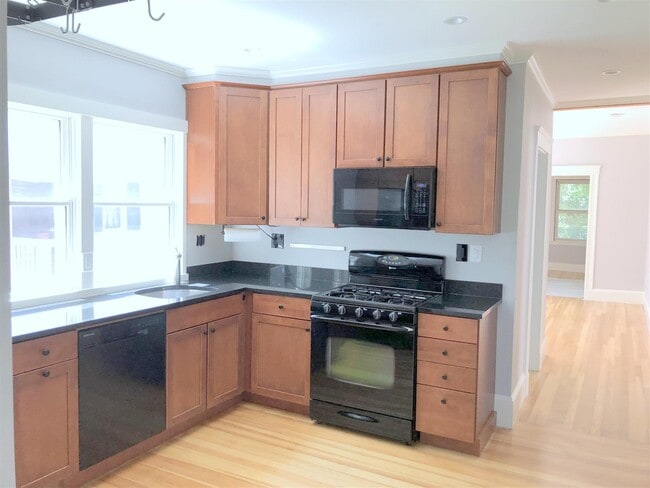 133 Boston Ave, Unit 1