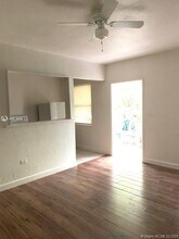 7885 Crespi Blvd-Unit -3 in Miami Beach, FL - Building Photo - Building Photo