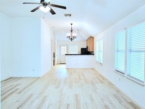 8827 Windfern Trace Dr in Houston, TX - Building Photo - Building Photo