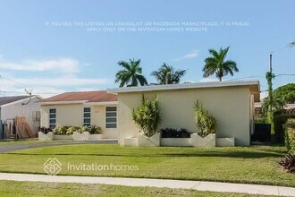 11421 NW 30th St in Sunrise, FL - Building Photo - Building Photo