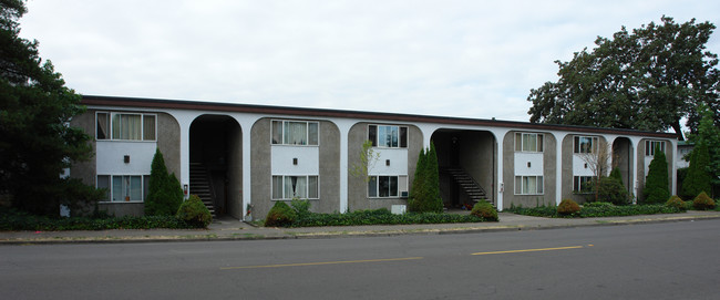 145 A St in Springfield, OR - Foto de edificio - Building Photo