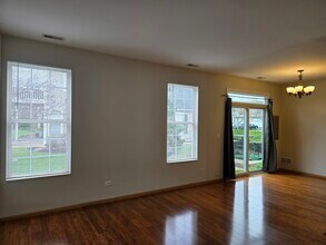 5006 Syracuse Ct in Plainfield, IL - Building Photo - Building Photo