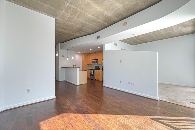 5925 Almeda Rd in Houston, TX - Foto de edificio - Building Photo