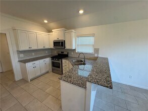 4304 W Newton Ave in Fayetteville, AR - Building Photo - Building Photo