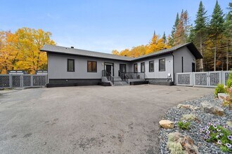 44 Chem. d'Estérel in Estérel, QC - Building Photo - Building Photo