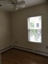 145 Perkins St, Unit 1 in Somerville, MA - Foto de edificio - Building Photo