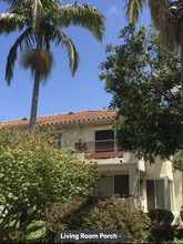 300 Isthmus Way, Unit 5 in Oceanside, CA - Building Photo - Building Photo