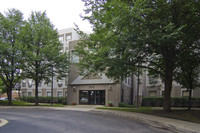 Corcoran Place Apartments - 62 & Over in Chicago, IL - Foto de edificio - Building Photo