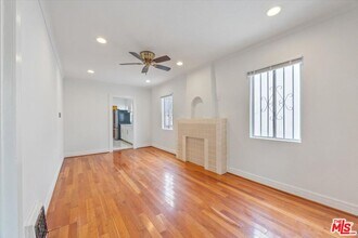 2840 S Mansfield Ave in Los Angeles, CA - Building Photo - Building Photo