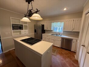 5556 Hunters Hill Rd in Irondale, AL - Building Photo - Building Photo