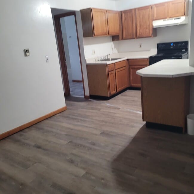 201 Stafford Rd, Unit 201