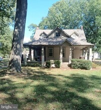 11 W Cloverdale Ave in Pine Hill, NJ - Building Photo - Building Photo