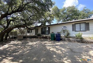 1312 W Avenue D in Copperas Cove, TX - Building Photo