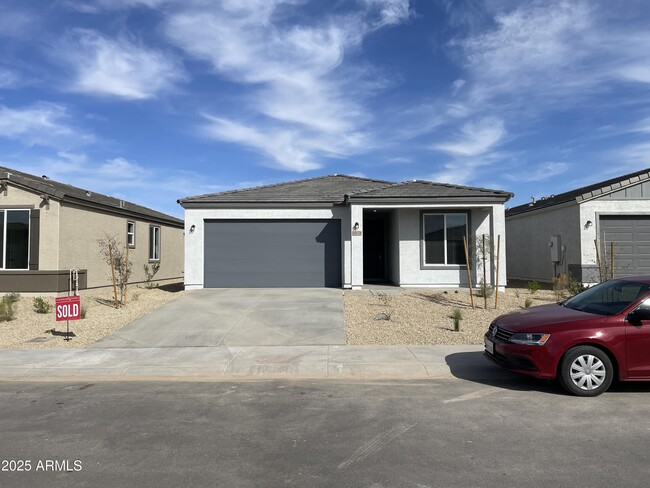 18078 W Cielo Grande Ave in Surprise, AZ - Foto de edificio - Building Photo