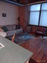 625 W Jackson Blvd, Unit 210 in Chicago, IL - Building Photo - Building Photo
