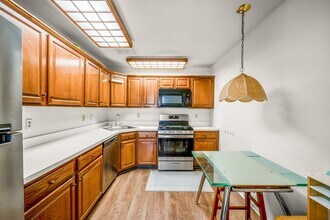 19 Walnut St in Jersey City, NJ - Building Photo - Building Photo