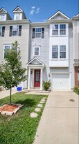 23141 Foxglove Way in California, MD - Building Photo