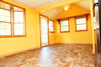 14 Lynn Cir in Naugatuck, CT - Building Photo - Building Photo