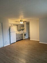 287- MYERS LANDING in Canton, OH - Building Photo - Interior Photo