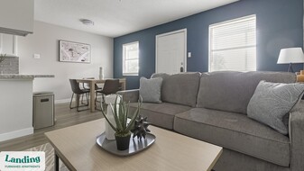 130 Camino De Oro in San Antonio, TX - Building Photo