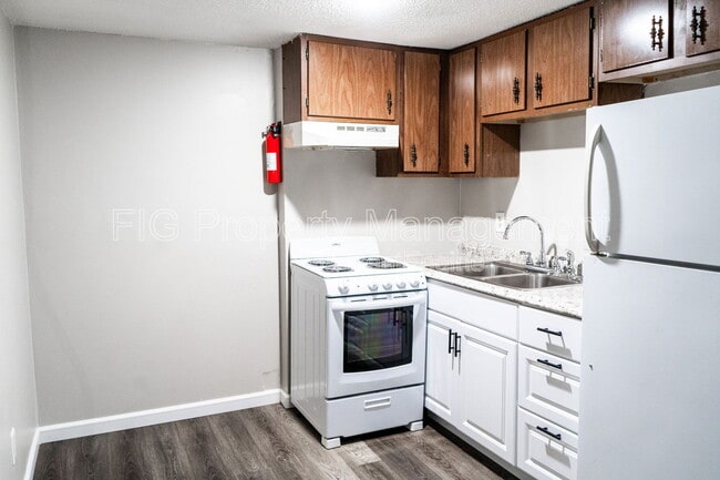 707 W Race St-Unit -6 in Kingston, TN - Building Photo - Building Photo