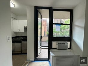 EAST 35 STREET in New York, NY - Building Photo - Building Photo
