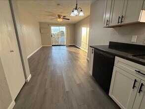 22 Irving St in Everett, MA - Building Photo - Building Photo