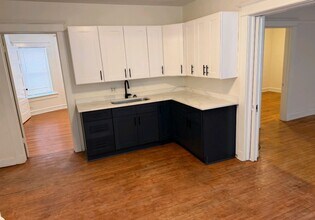 222 S 2nd St in Rockford, IL - Building Photo - Building Photo