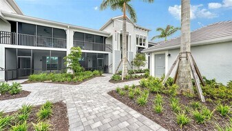 12550 Galapagos Ct in North Port, FL - Building Photo