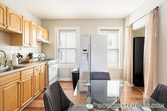 14 Elder St in Boston, MA - Building Photo - Building Photo