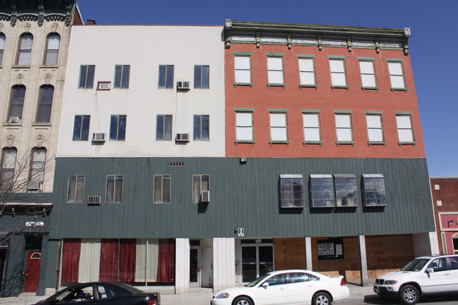 403 Main St in Poughkeepsie, NY - Building Photo - Building Photo