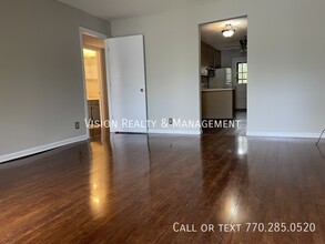 86 Brock St in Carrollton, GA - Building Photo - Building Photo