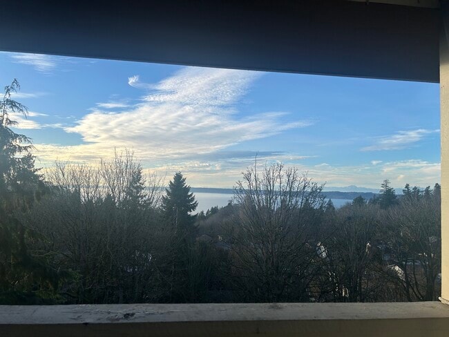 28430 16th Ave S in Federal Way, WA - Building Photo - Building Photo