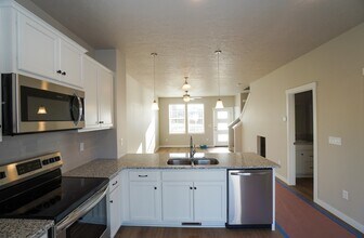 5928 S Jessenia Ln in Boise, ID - Building Photo - Building Photo