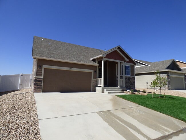 791 Lakebrook Ct in Windsor, CO - Building Photo - Building Photo
