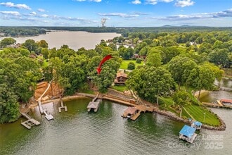 9598 Riviera Dr in Lake Norman of Catawba, NC - Building Photo - Building Photo
