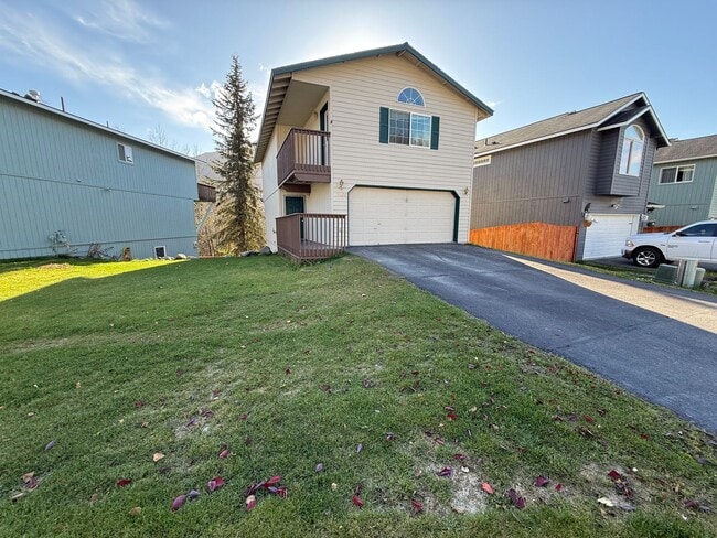 property at 19628 Highland Ridge Dr