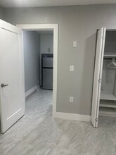 4942 SW 140th Ave in Miami, FL - Building Photo - Building Photo