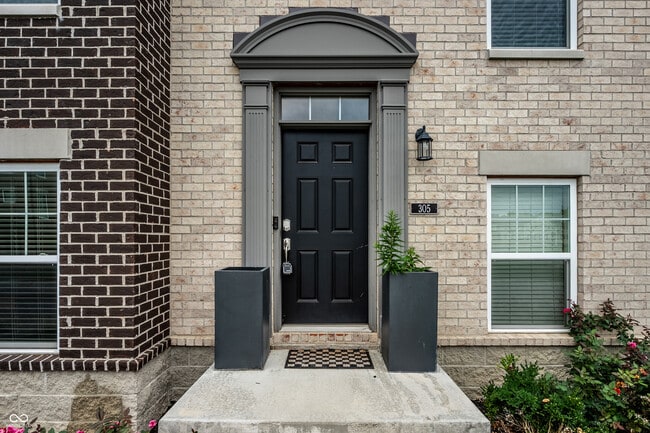 305 Fairfax Way in Zionsville, IN - Building Photo - Building Photo