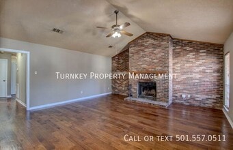 11511 Cedar Springs Rd in Little Rock, AR - Building Photo - Building Photo