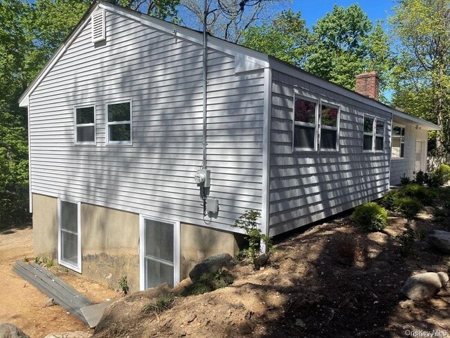 604 High St in Port Jefferson, NY - Building Photo - Building Photo