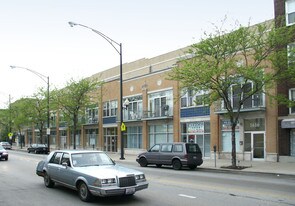 1626 W Montrose Ave in Chicago, IL - Building Photo