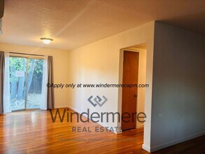 3415 Morse Ave in Sacramento, CA - Building Photo - Building Photo