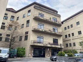 75 Liberty Ave, Unit C1 in Jersey City, NJ - Building Photo