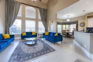 9216 Sterling Gate Dr in McKinney, TX - Building Photo